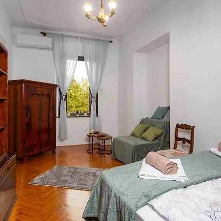 Appartamento 1 Bedroom Lovely In