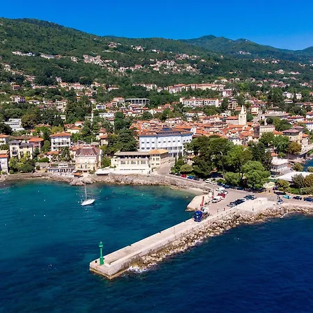 1 Bedroom Lovely In Lovran